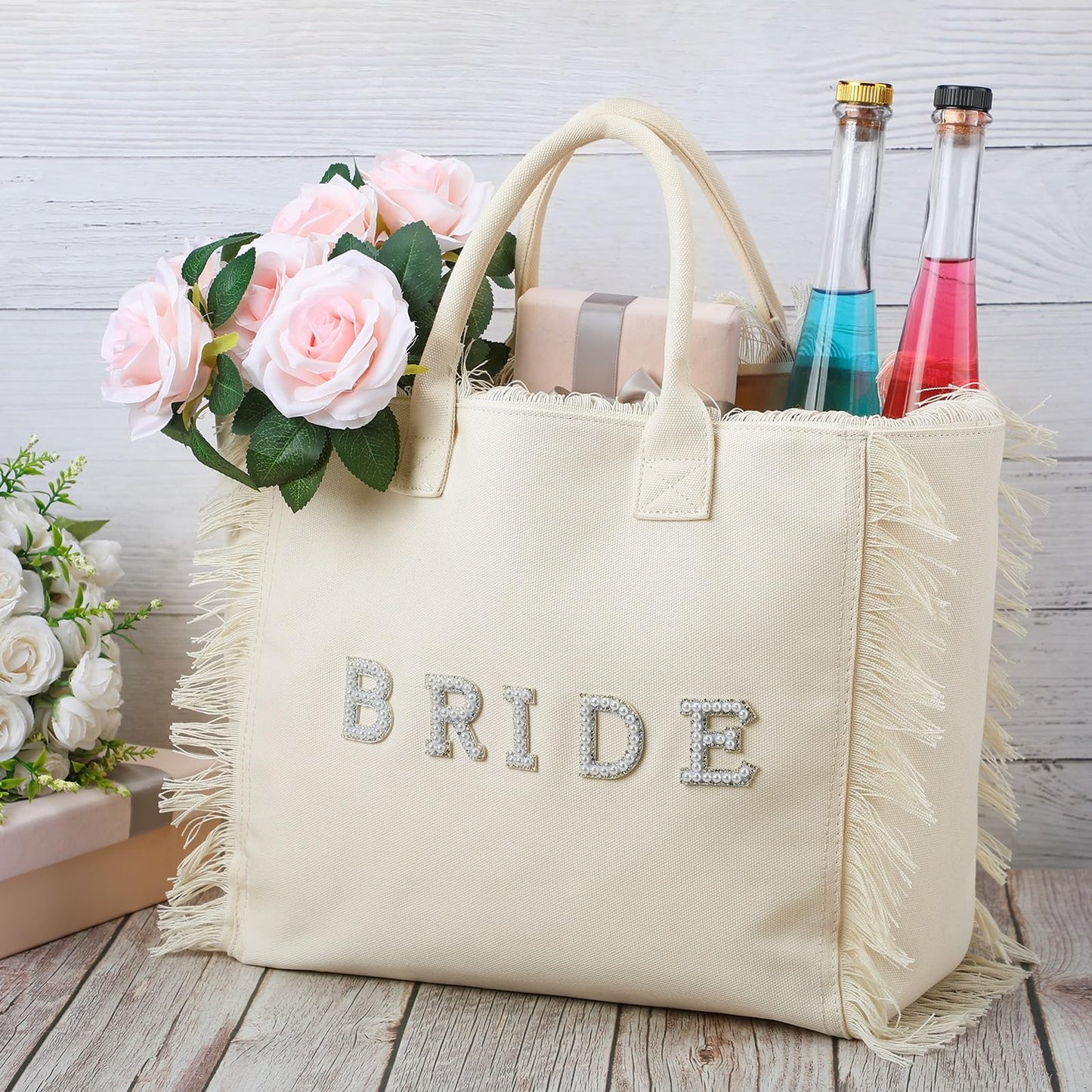 Huhumy Bride Tote Bag Bride Shower Wedding Gift Pearl Rhinestone Honeymoon Beach Tote Bag for Engagement Bachelorette Party(Bride)